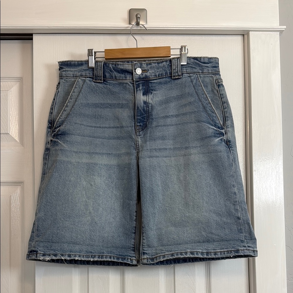 Kancan TROPICAL SUNRISE MID RISE BERMUDA SHORTS